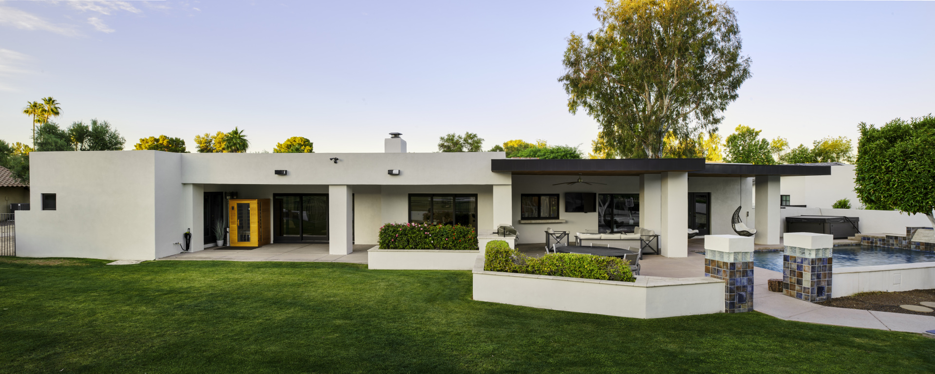  : Moon Valley Modern : CASA DEL REY HOMES