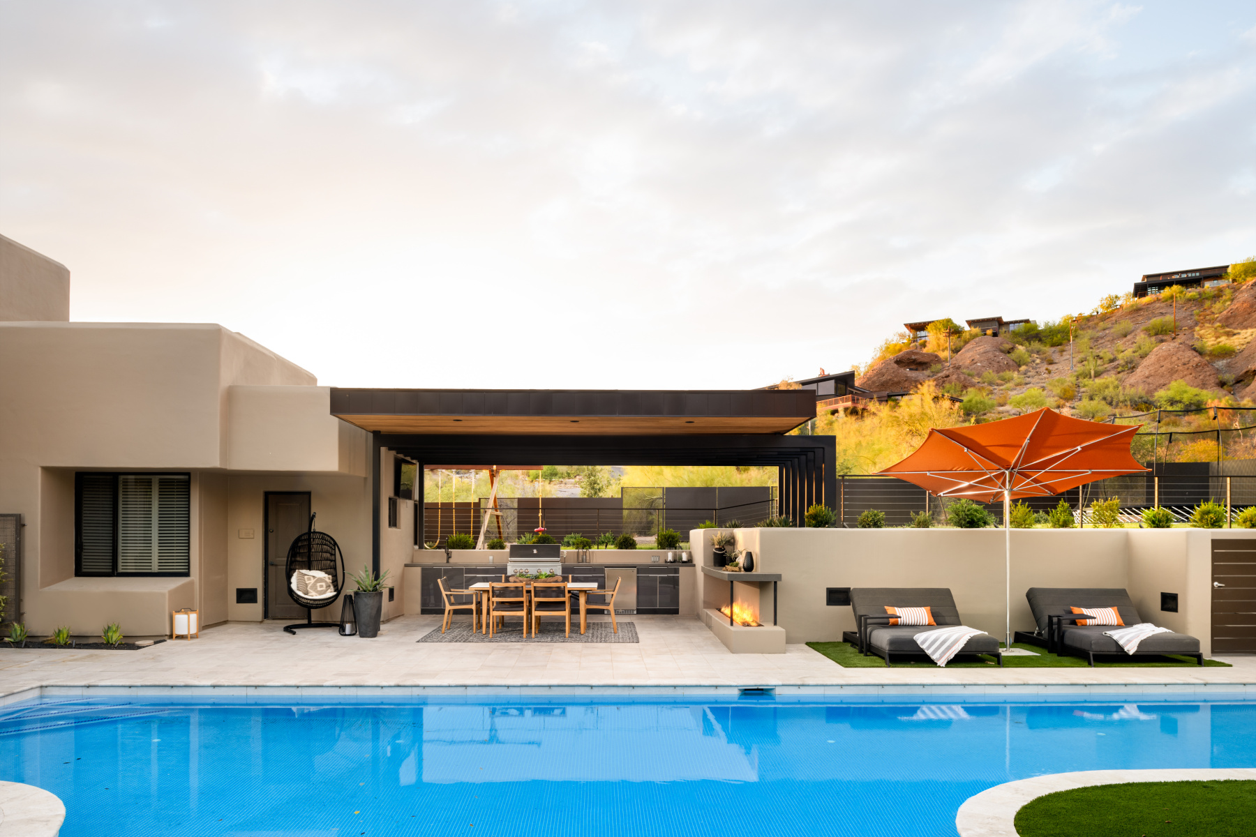  : Camelback Mountain  : CASA DEL REY HOMES