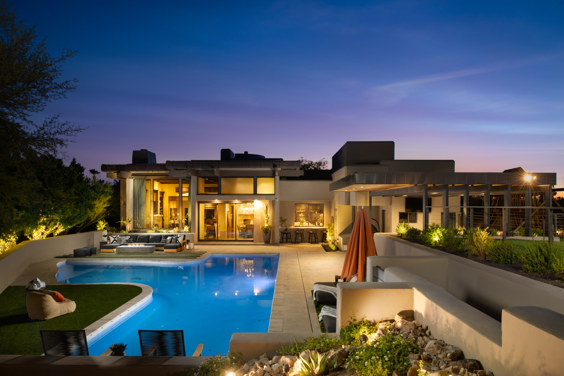  : Camelback Mountain  : CASA DEL REY HOMES